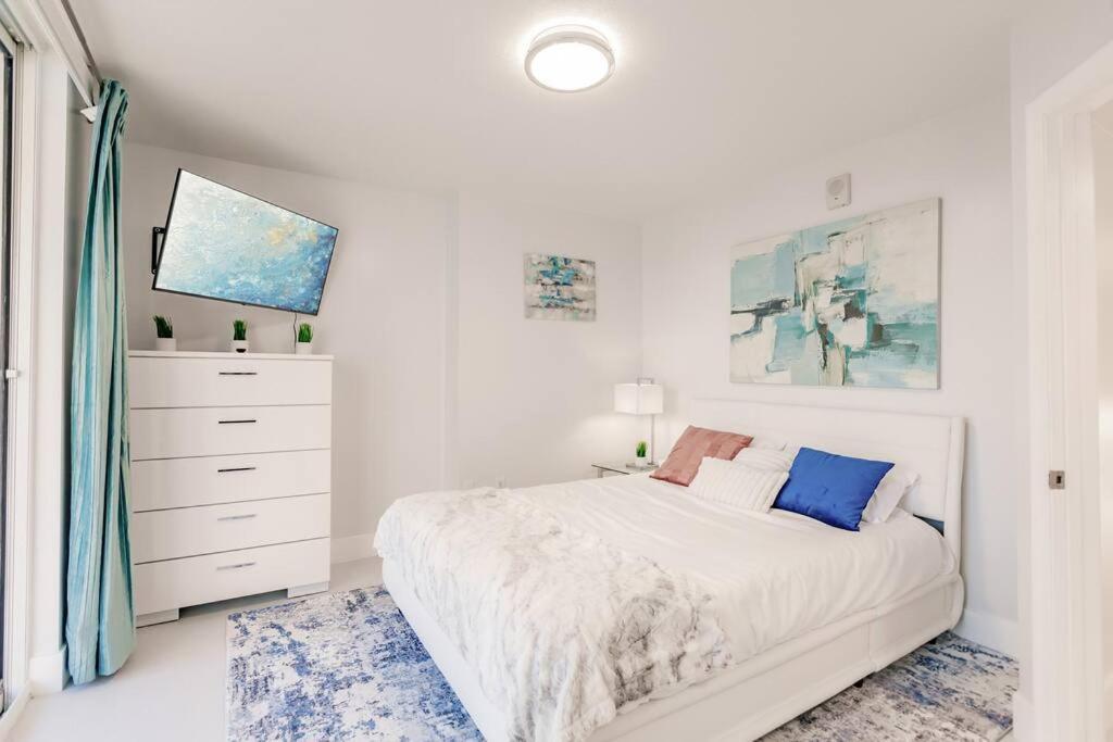 Upscale Brickell 3 Bedroom With Water Views And Free Parking Miami Zewnętrze zdjęcie