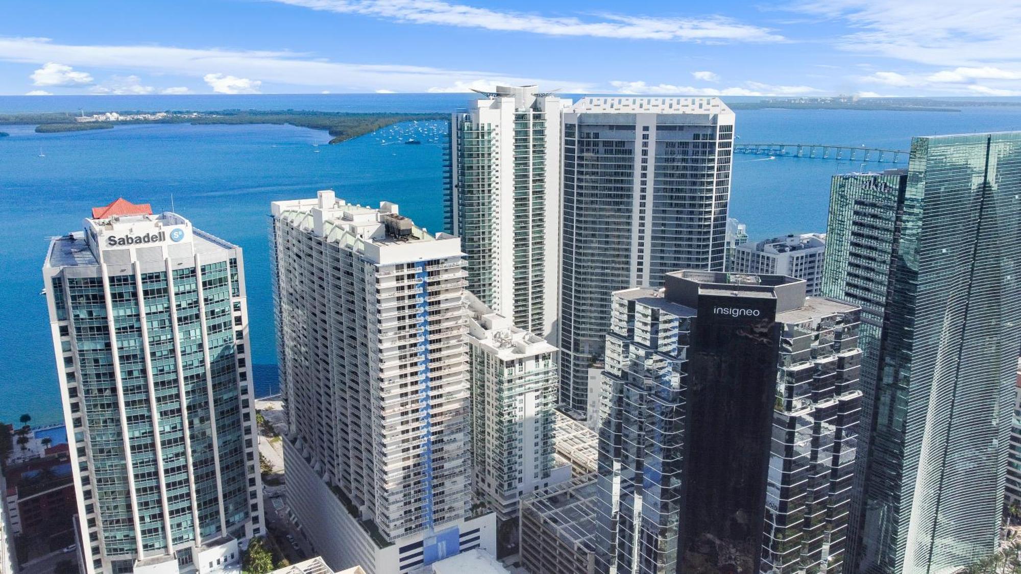 Upscale Brickell 3 Bedroom With Water Views And Free Parking Miami Zewnętrze zdjęcie
