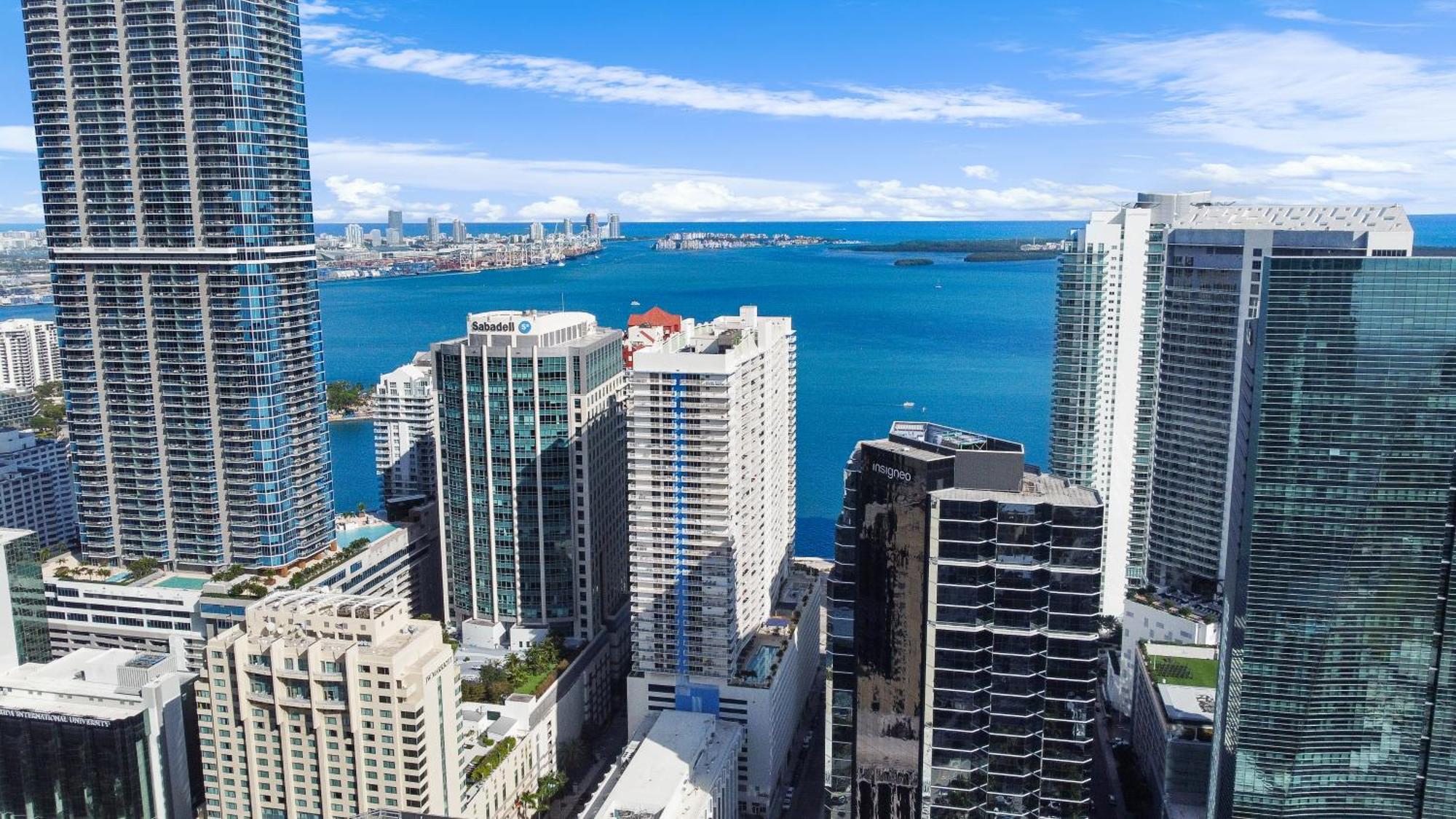 Upscale Brickell 3 Bedroom With Water Views And Free Parking Miami Zewnętrze zdjęcie
