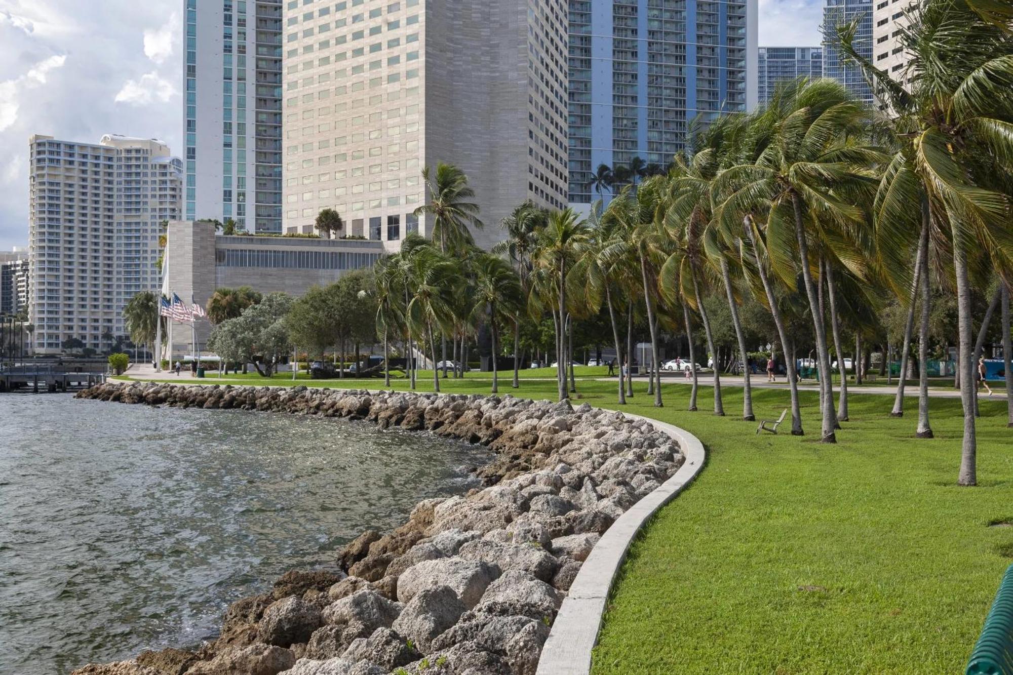 Upscale Brickell 3 Bedroom With Water Views And Free Parking Miami Zewnętrze zdjęcie