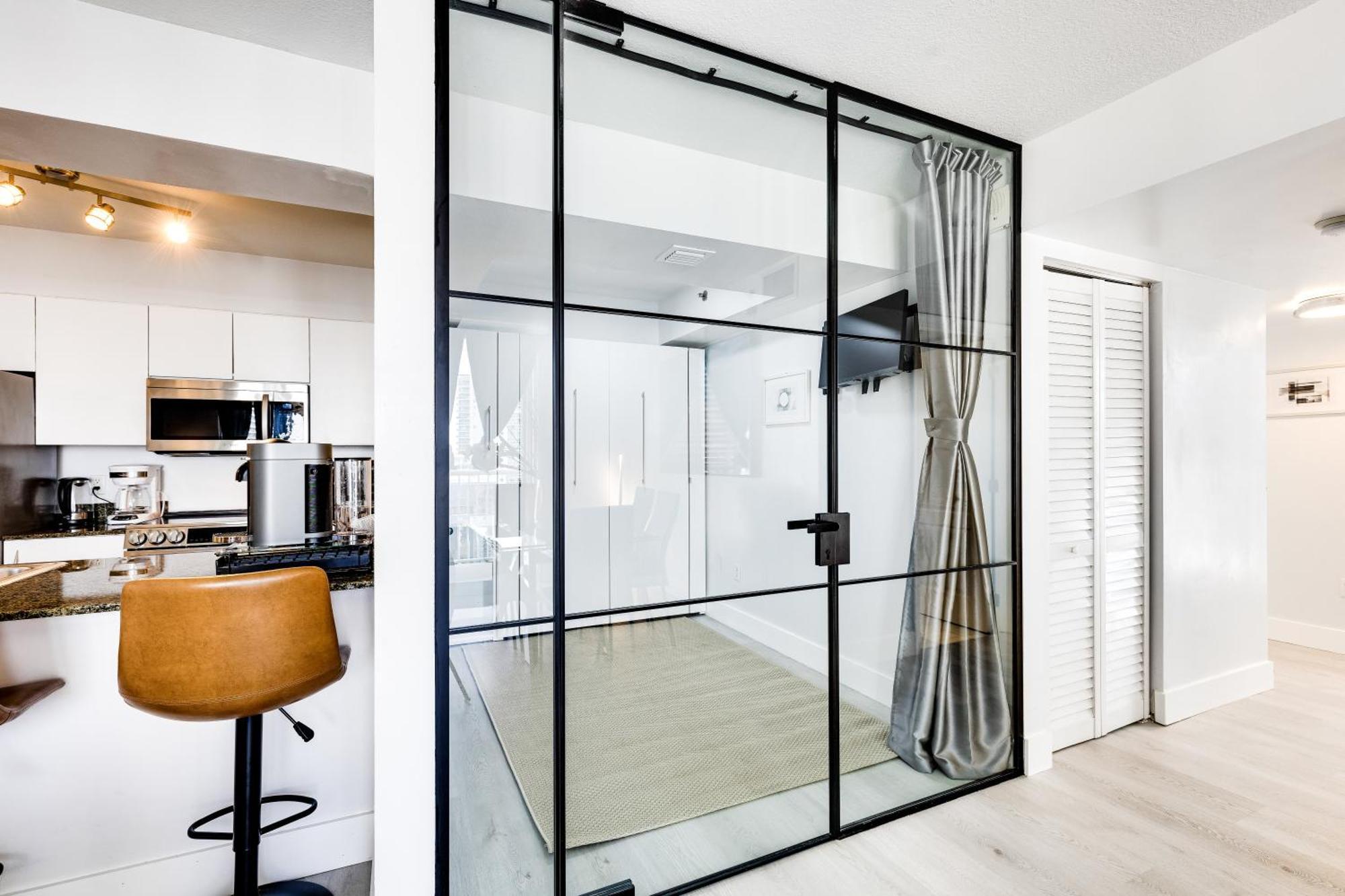 Upscale Brickell 3 Bedroom With Water Views And Free Parking Miami Zewnętrze zdjęcie