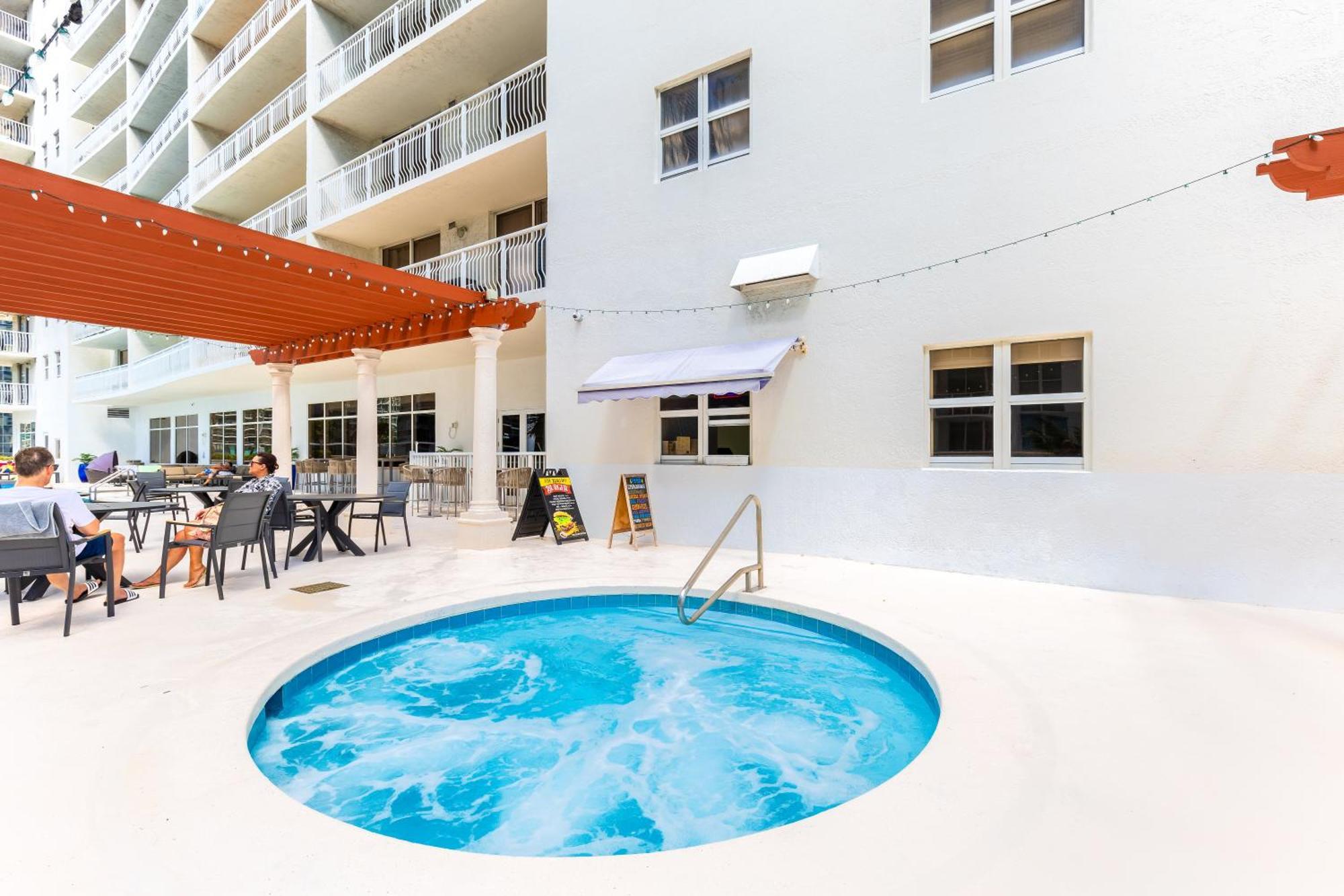 Upscale Brickell 3 Bedroom With Water Views And Free Parking Miami Zewnętrze zdjęcie